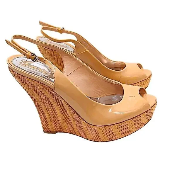 Gucci Patent Leather Strafish Raffia Wedge Slingback Sz 39.5 Tan Beige Vernice